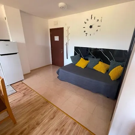 Gardenia Hills - Family Apartman